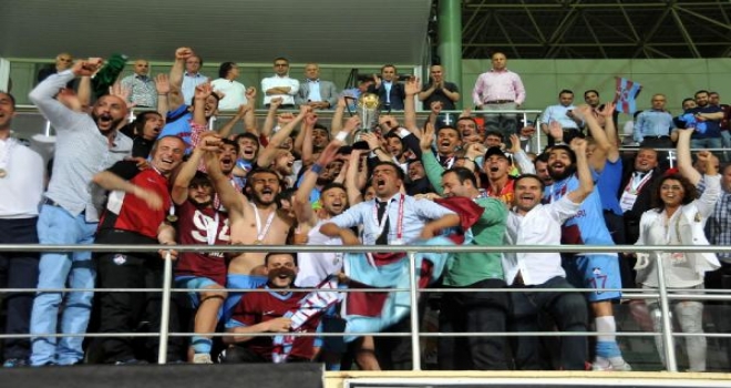 1461 Trabzon- İnegölspor Soyunma Odaları