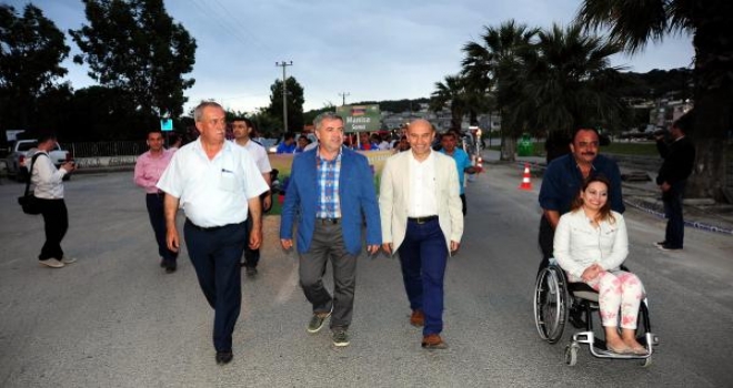 Seferihisardan 8 Dilde Barış Şarkıları Yükseldi