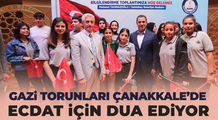 Gazi torunları Çanakkale’de ecdat için dua ediyor