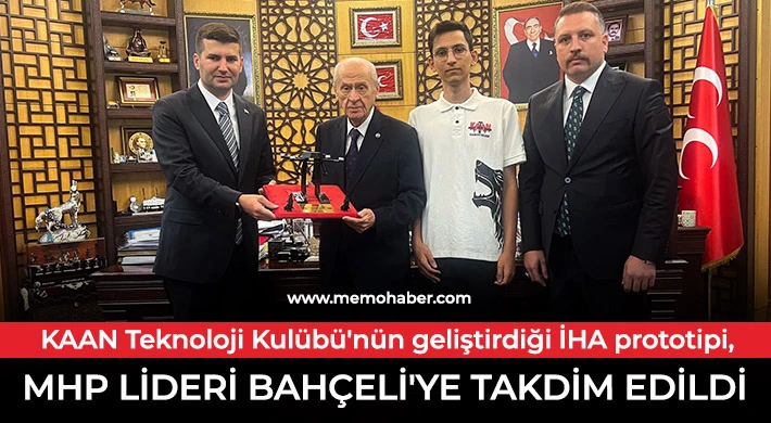 KAAN Teknoloji Kulübü'nün geliştirdiği İHA prototipi, MHP lideri Bahçeli'ye takdim edildi