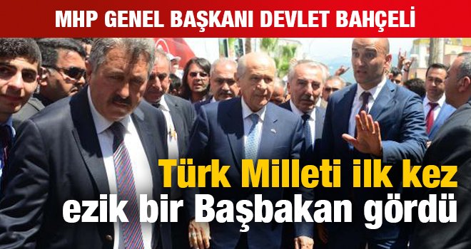 Bahçeli "Türk Milleti ilk kez ezik bir Başbakan gördü"