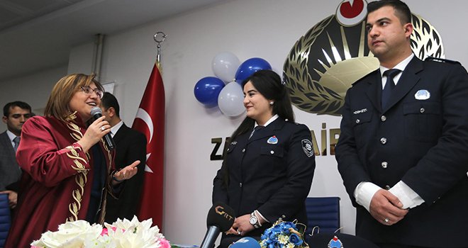 Başkan Şahin zabıta memurlarının nikahını kıydı