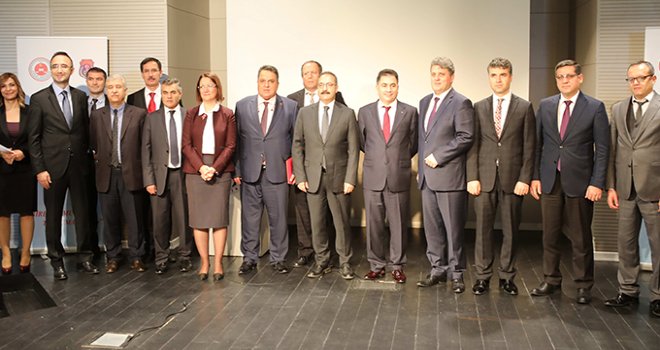 ''Bir Motif Bir İnsan'' projesini kapanış töreni GAÜN' de yapıldı