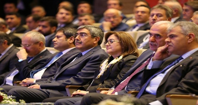 Büyükşehir, Ak Parti Yerel Yönetimlerini ağırladı