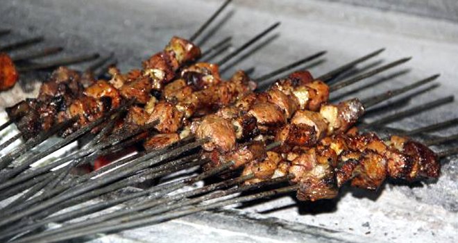 Ciğer ye, ciğer acısı görme...