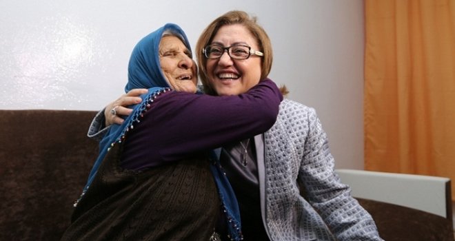 Cumhurbaşkanı talimat verdi, Ümmihan nine evine kavuştu