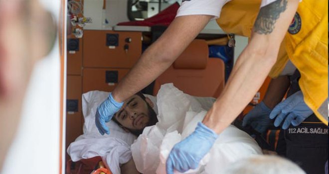 EĞİTİM-SEN BİNASINDA YARALI OPERASYONU