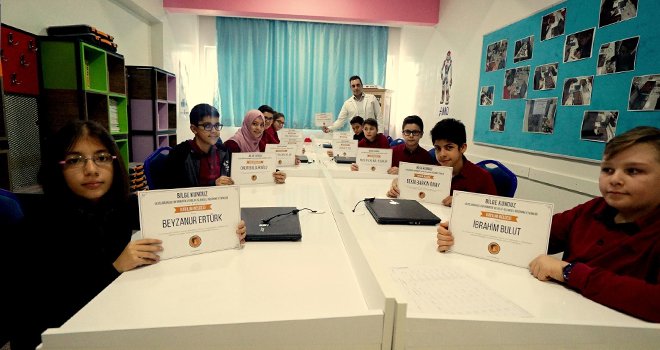 Erdem Koleji'ne Bilge Kunduz sertifikası