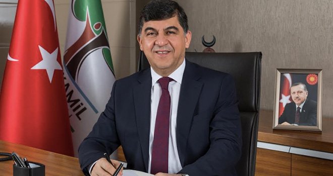 Fadıloğlu İslam aleminin Ramazan Bayramı’nı kutladı