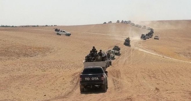 Fırat Kalkanı Harekatı'nda rejim güçleri ÖSO'ya varil bombası attı