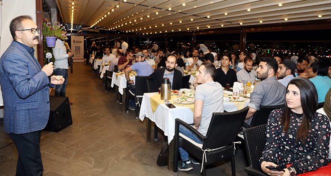 GAÜN iftar yemeğinde buluştu