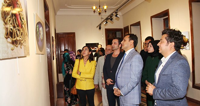 GAÜN öğretim elemanlarından “FUSION” sergisi