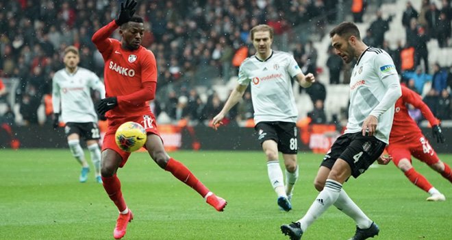 Gaziantep FK Beşiktaşa boyun eğdi: 3-0