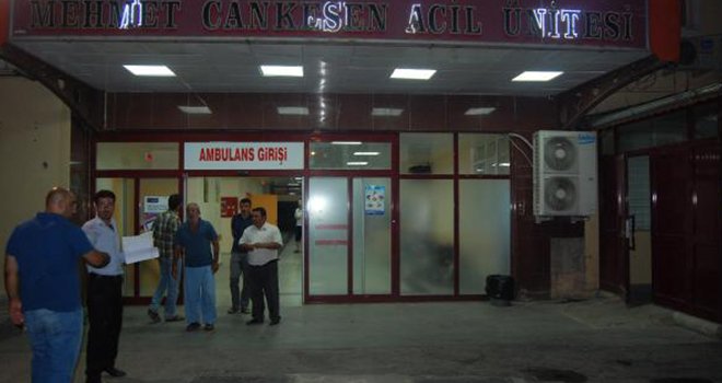 GAZİANTEP’DE ASKERİ ARAÇ DEVRİLDİ