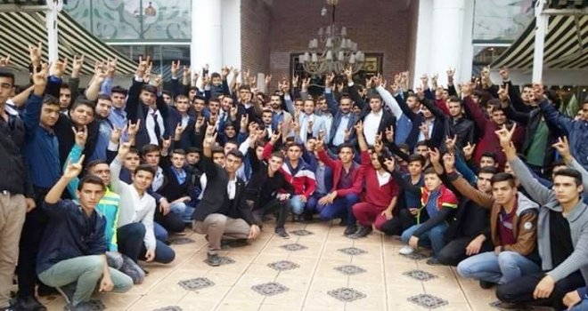 GAZİANTEPLİ ÜLKÜCÜLER: ÜLKÜSÜZ DEĞİL, ÜLKÜCÜYÜZ