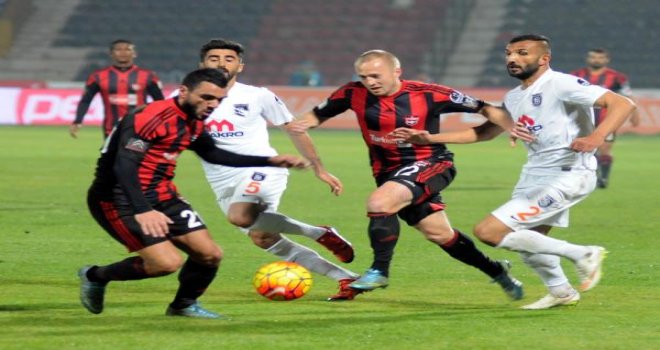 Gaziantepspor Evinde Başakşehir'e Mağlup 0-1