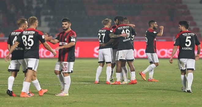 Gaziantepspor, oynadığı futbolla alkış almaya devam ediyor