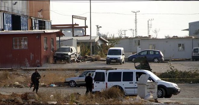 GATEM'de canlı bomba alarmı! polis arama yapıyor