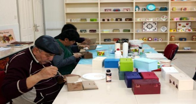 Gaziantep'te, engelliler 69 yıldır Yaşamevi'nde barınıyor