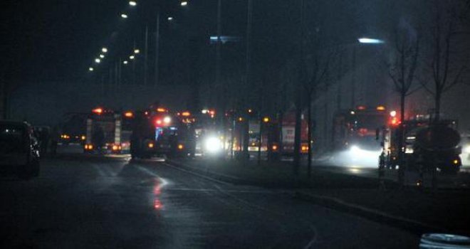 Gaziantep'te korkutan yangın! saatlerdir yanıyordu kontrol altında...
