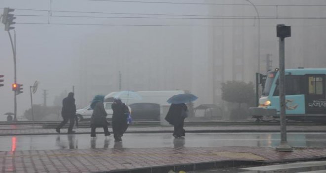 Gaziantep'te, yoğun sis etkili oldu