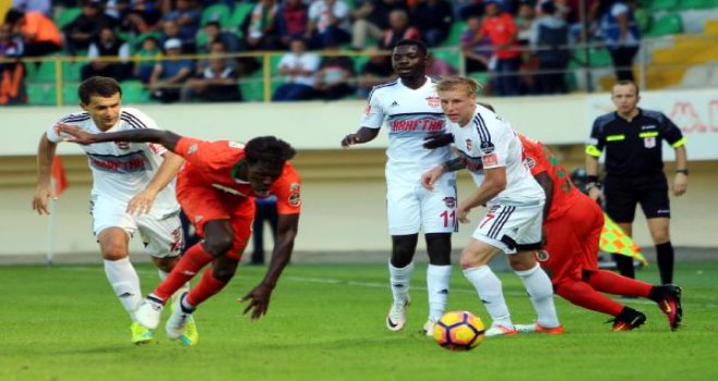 Gol düellosunu Alanyaspor kazandı 4-3