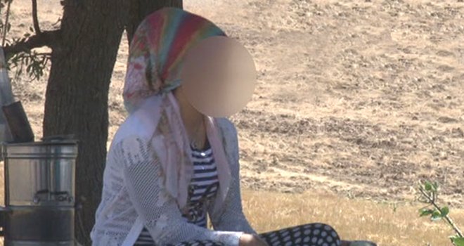 Hırsızlık için girdikleri evde dehşet saçtılar!