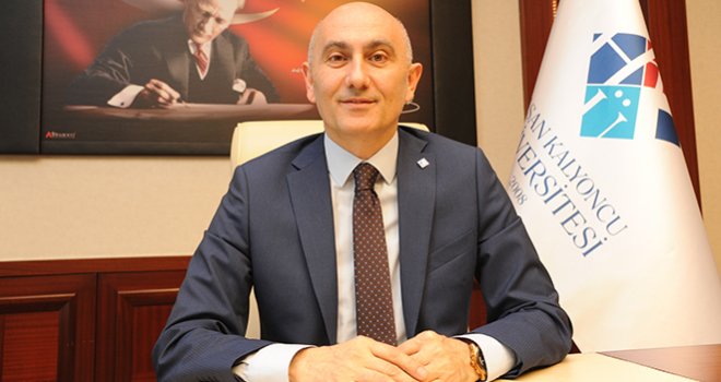 HKÜ Rektörü Yılmaz’ın Yüksek Öğretime Geçiş Sınavı Mesajı