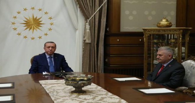 İçişleri Bakanı Efkan Ala istifa etti