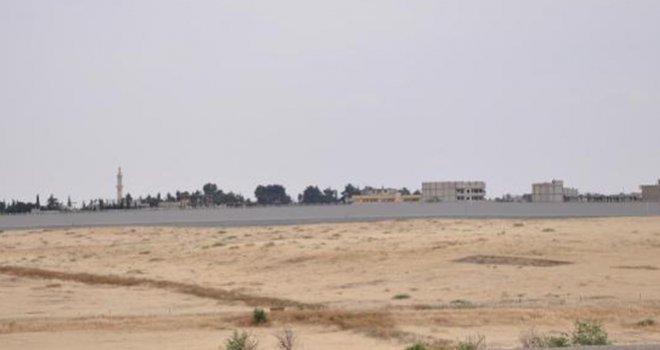 IŞİD ile PYD arasında karşılıklı havan atışları