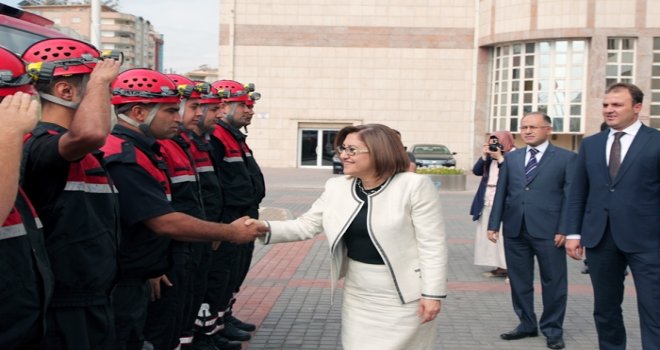 İTFAİYECİLERDEN ŞAHİN’E ZİYARET