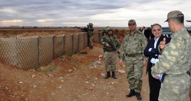 Kilis Valisi, Suriye Sınırında İnceleme Yaptı