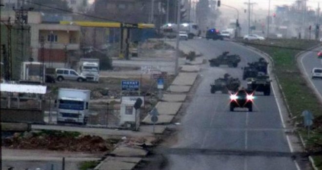 Mardin'de takviyeye giden askeri araca saldırı: 2 şehit