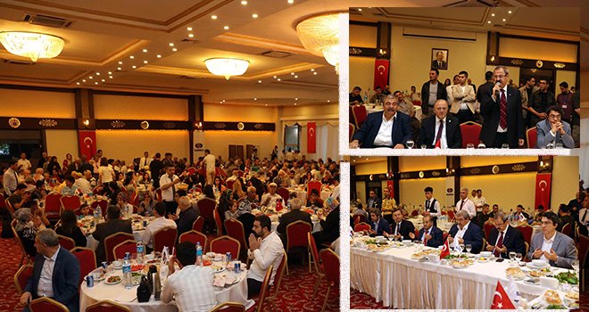 Muhtarlar ve huzurevi sakinlerine iftar yemeği