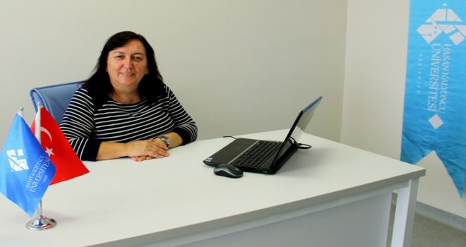 Sağlıklı Nesiller için İlk 4-6 Ay Sadece Anne Sütü