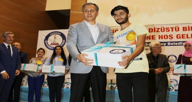 Şahinbey öğrencileri ödüllendirmeye devam ediyor