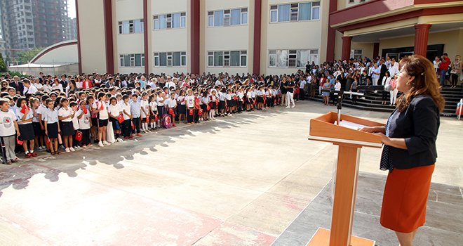 Sanko okullarında yeni öğretim yılı başladı