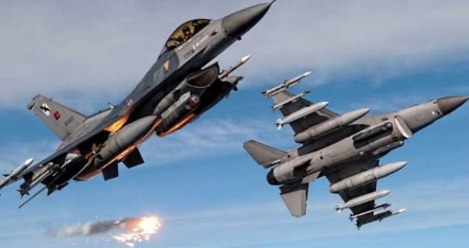 SAVAŞ UÇAKLARI SINIRA YÖNELDİ