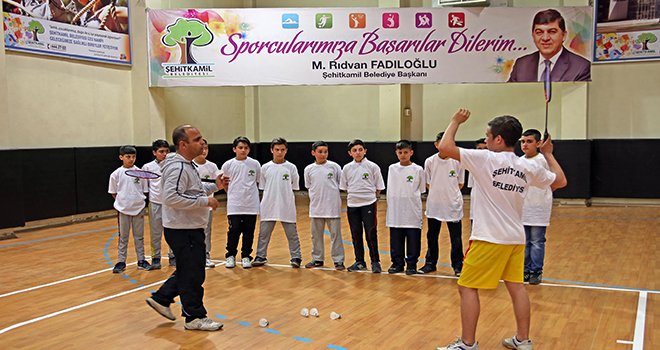 Şehitkamilli 10 usta raket Gaziantep'i temsil edecek