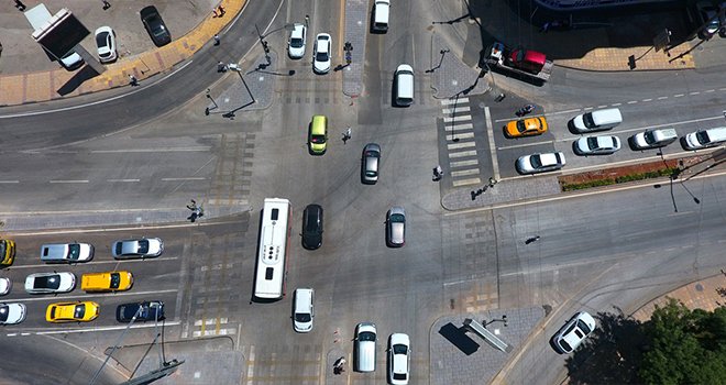 Sola dönüş yasakları ödül getirdi