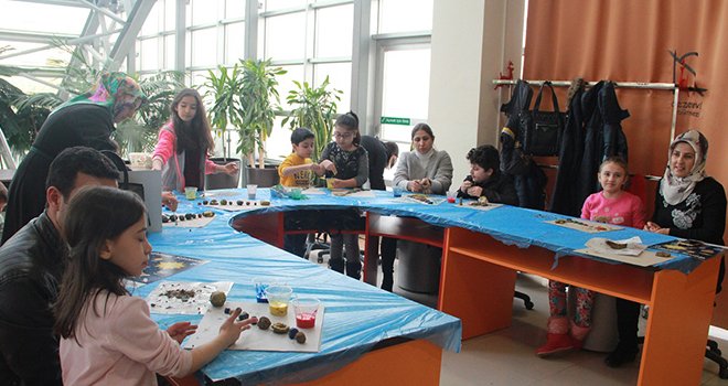 Sömestr bilim atölyelerine veliler katıldı