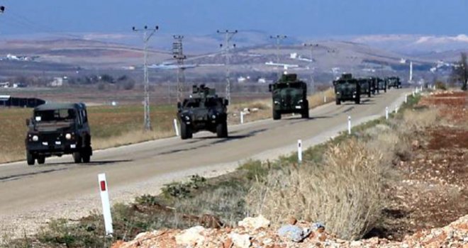 Suriye Sınırına Askeri Sevkiyat Yapıldı