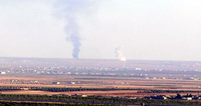 Suriye'deki IŞİD hedefleri vuruluyor