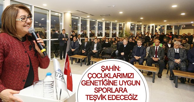 'Tenis Kurtuluş Kupası’nın ödül töreni