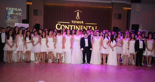 TEOG Şampiyonu GKV’lilere muhteşem balo