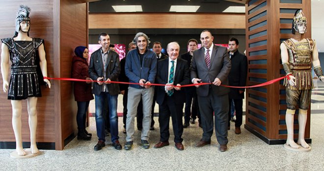 TROYA gösterisi öncesi basın mensuplarıyla buluştu