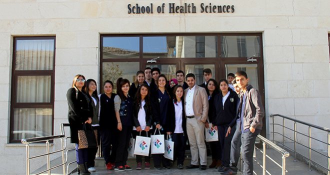 Üniversite Adayları Üniversite Ortamını Yakından İnceledi