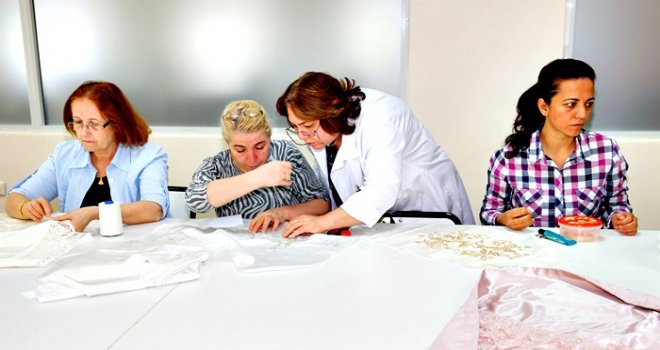 Ürettiklerini satmaya başladılar...