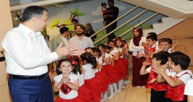 Vali Yerlikaya Suriyeli Yetim ve Öksüz Çocukları Ziyaret Etti