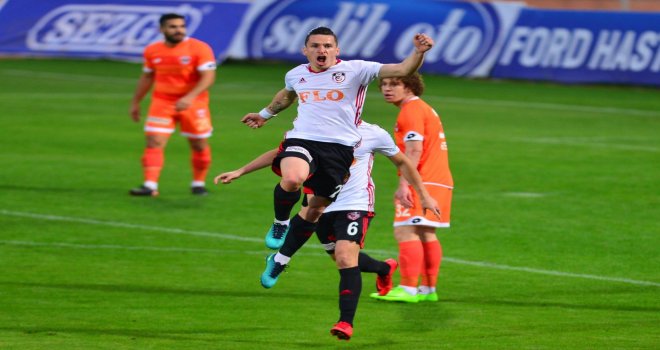 Gazişehir Adanaspor Deplasmanında gol oldu yağdı: 2-5